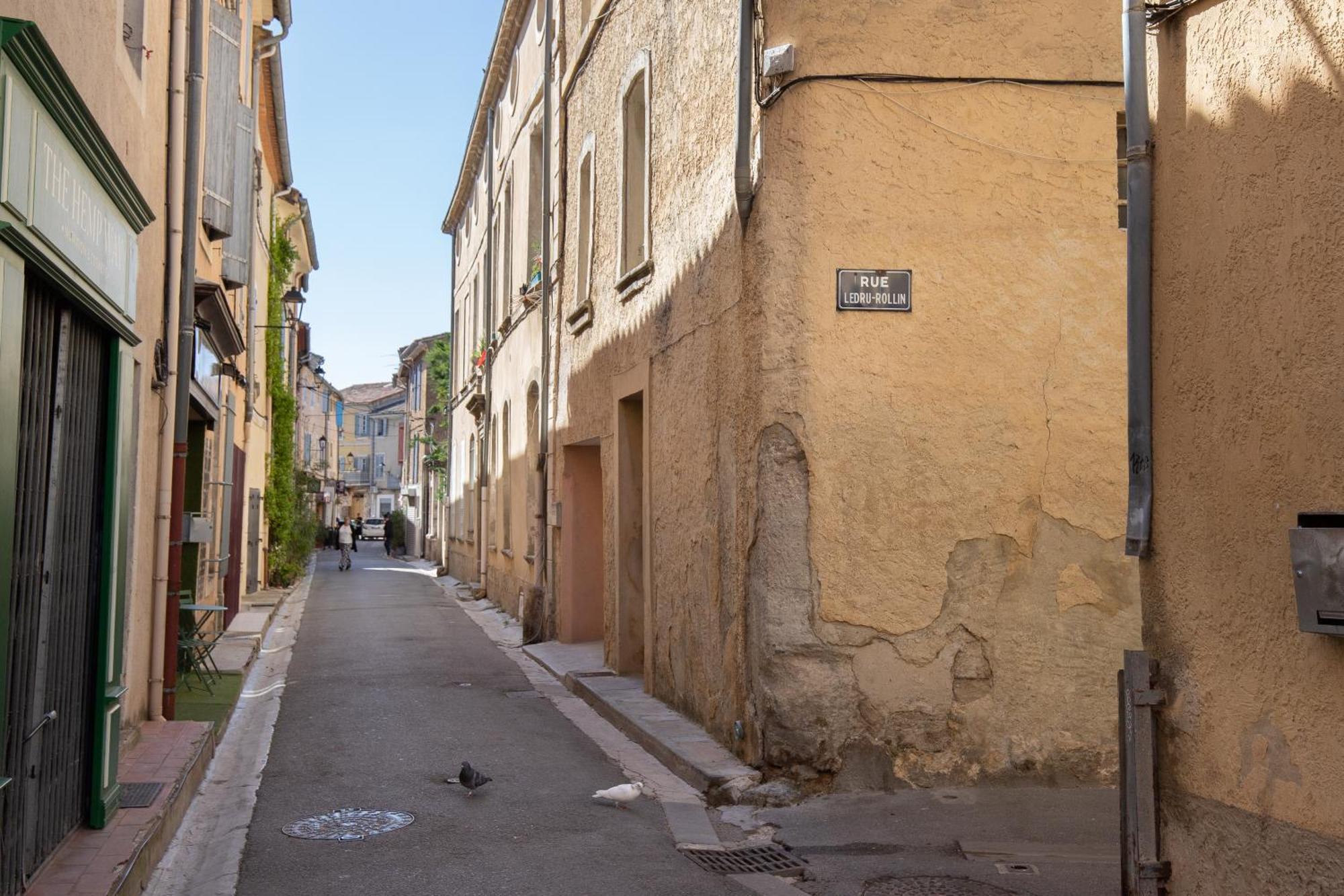 L'Antiquaire - 3 Chambres - Hypercentre - Wifi L'Isle-sur-la-Sorgue Exterior photo
